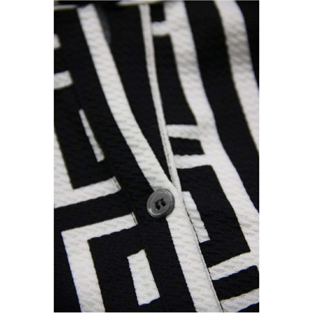 ๐๏ธ Geometric Black White Romper Jumpsuit Large - Picture 6 of 7